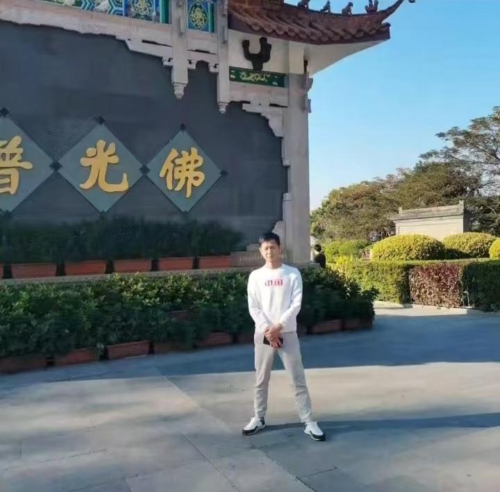 星艺的第一张照片--济宁交友中心